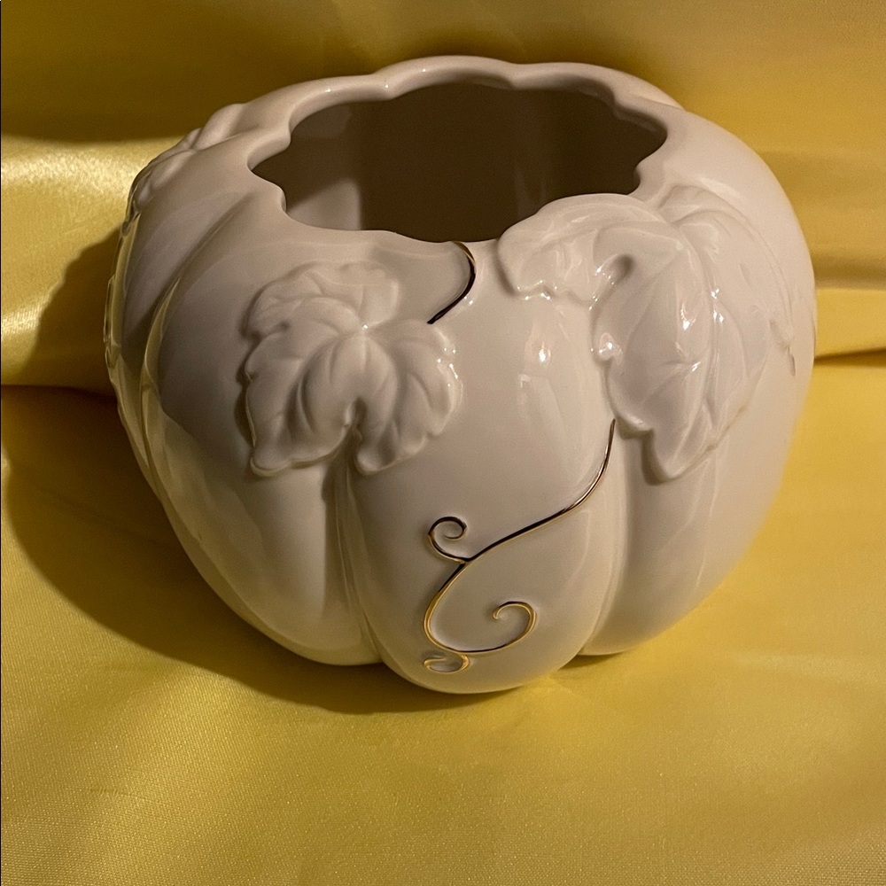 Lenox Ivory Pumpkin Bowl Vase